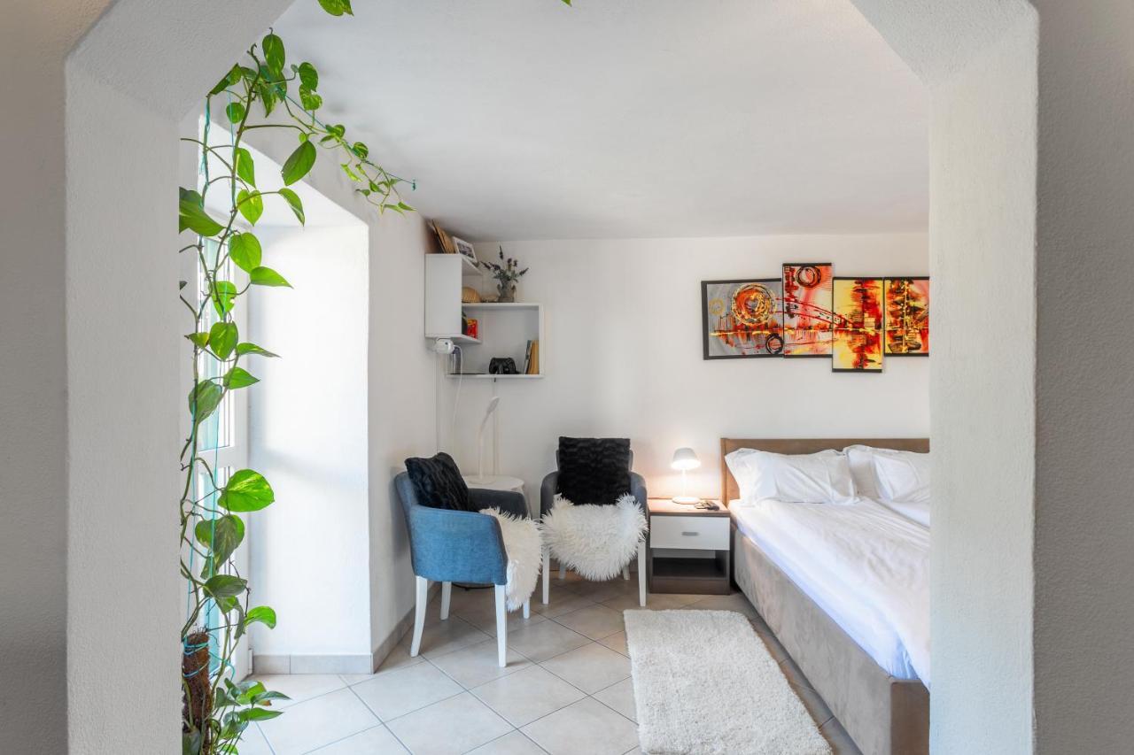 Ivica Appartement Hvar Town Buitenkant foto
